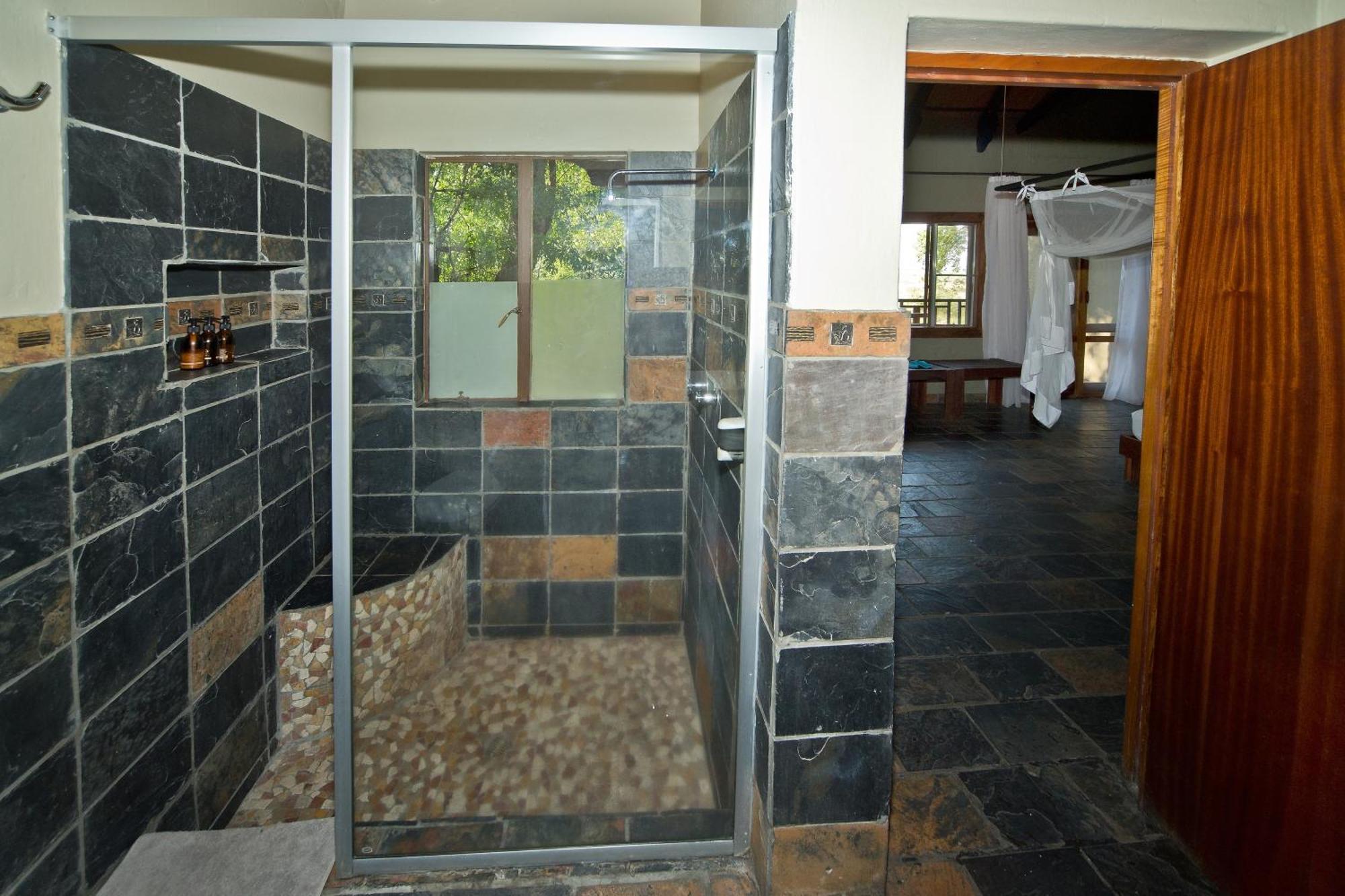 Gondwana Namushasha River Lodge Kongola Экстерьер фото